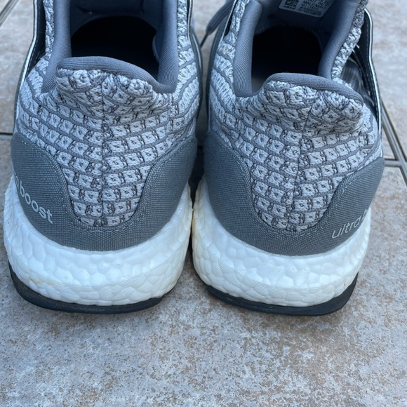 Adidas ULTRABOOST 5 DNA RUNNING LIFESTYLE SHOES - Picture 6 of 14